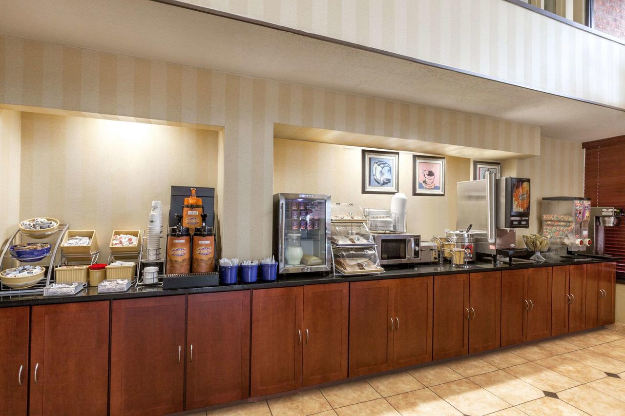 Days Inn By Wyndham Utica - thumb 19