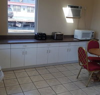 Rest Inn Utica - Accommodation Deal