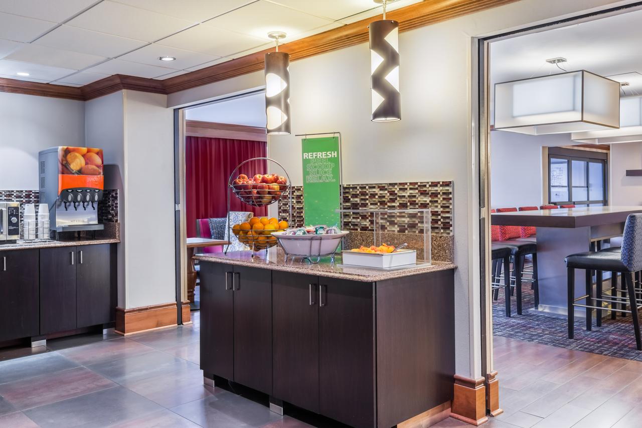 Hampton Inn Buffalo-Airport Galleria Mall - thumb 8