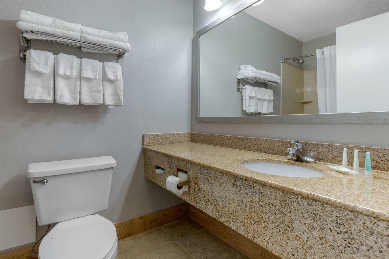 Quality Inn Carolina Oceanfront - thumb 10