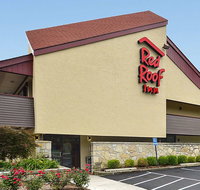 Red Roof Inn Cleveland - Mentor/ Willoughby - Accommodation Deal