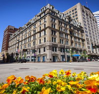 Curio Collection by Hilton The Cincinnatian Hotel - Accommodation Deal