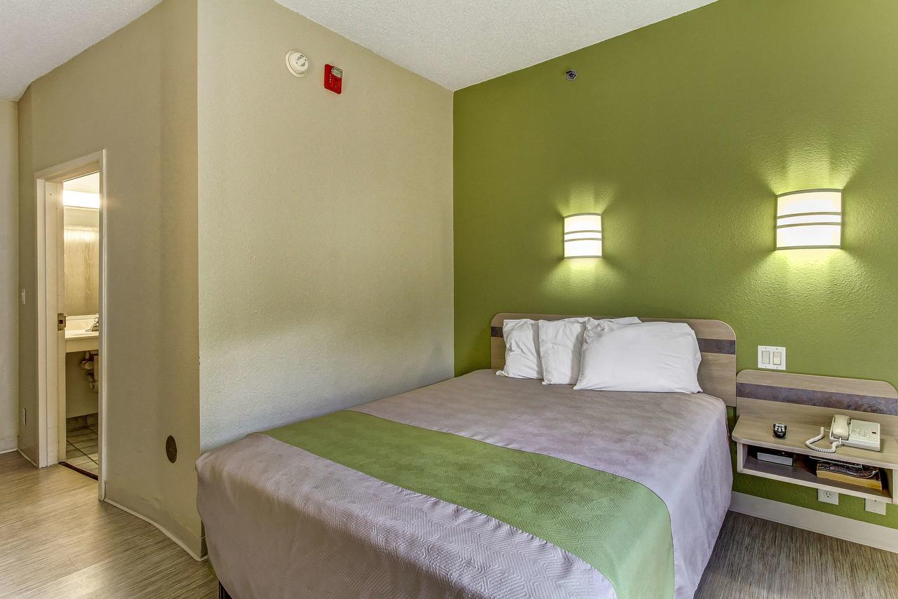 Motel 6 Cleveland - Medina - thumb 36