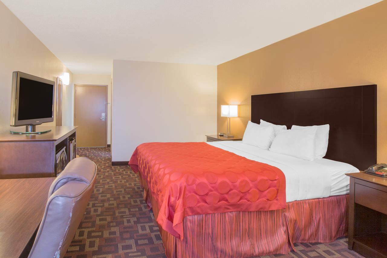 Ramada By Wyndham Tulsa - thumb 15