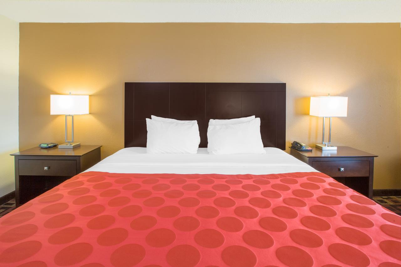 Ramada By Wyndham Tulsa - thumb 12