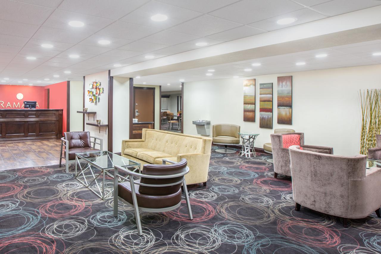 Ramada By Wyndham Tulsa - thumb 36