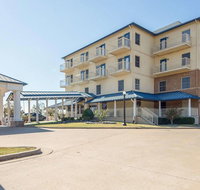 Quality Inn Tulsa-Downtown West - Accommodation Deal