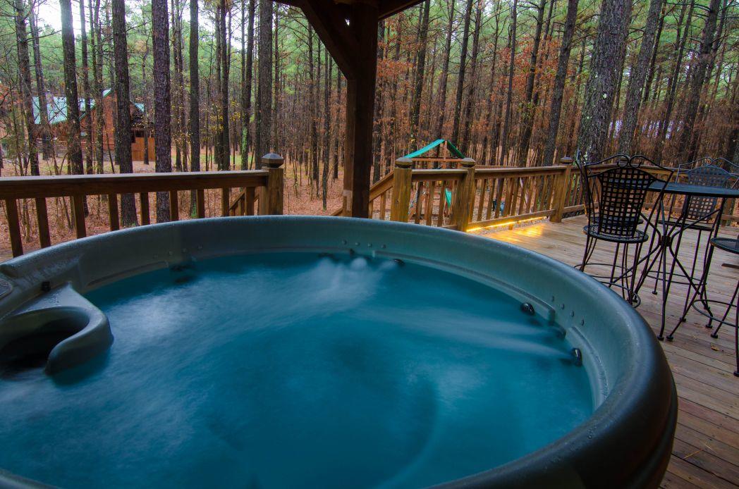 4R Escape Lodge (2 Bdrm) (Luxury Cabin) (Hot Tub) Cabin - thumb 23