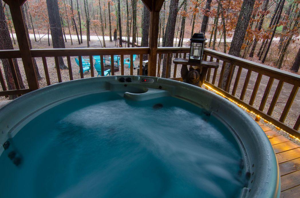 4R Escape Lodge (2 Bdrm) (Luxury Cabin) (Hot Tub) Cabin - thumb 4
