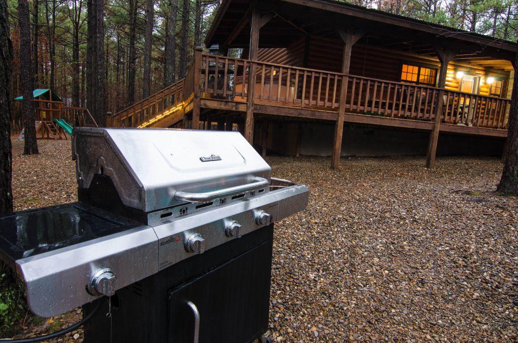 4R Escape Lodge (2 Bdrm) (Luxury Cabin) (Hot Tub) Cabin - thumb 9