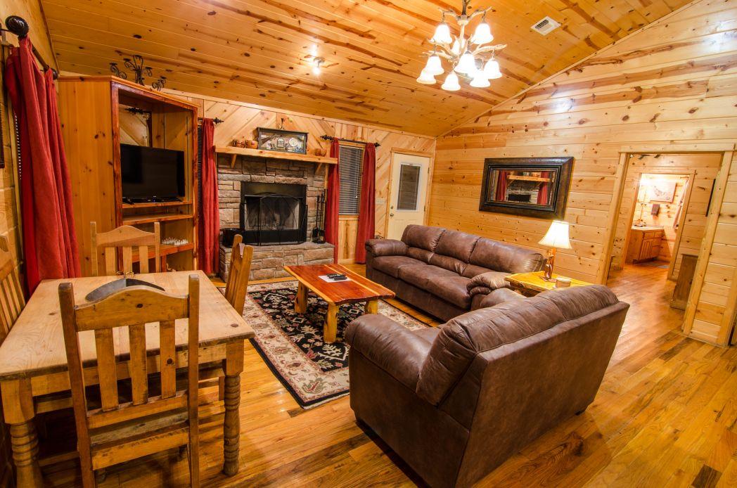 4R Escape Lodge (2 Bdrm) (Luxury Cabin) (Hot Tub) Cabin - thumb 26