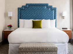 Harlow Hotel