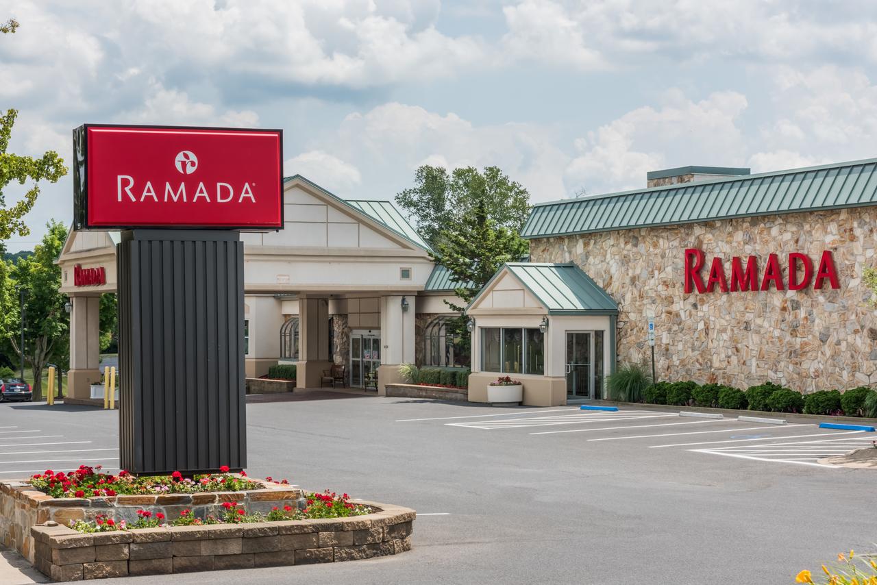 Ramada By Wyndham State College Hotel & Conference Center - thumb 4