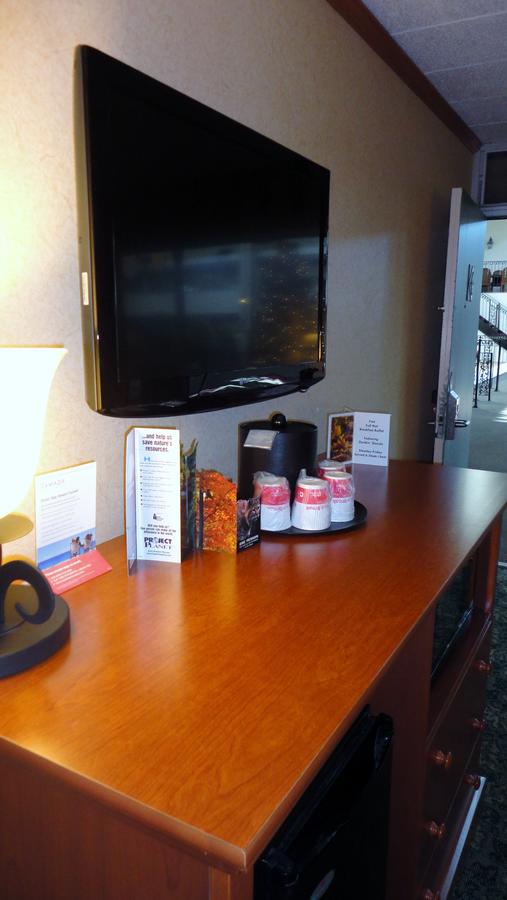 Ramada By Wyndham State College Hotel & Conference Center - thumb 26