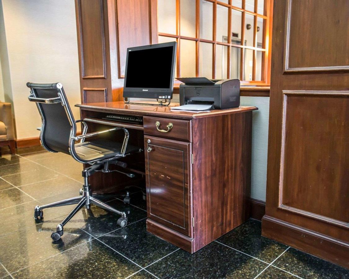 Comfort Inn At The Park - thumb 21