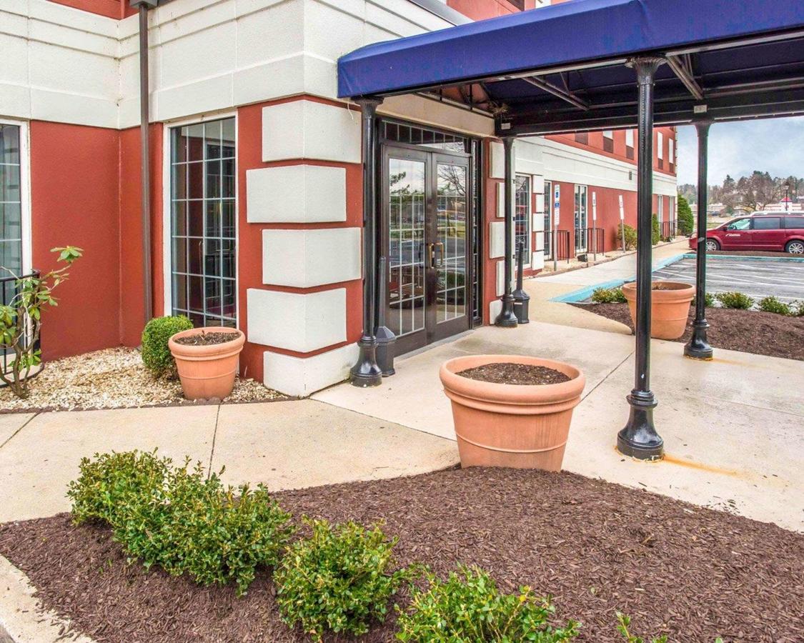 Comfort Inn At The Park - thumb 11