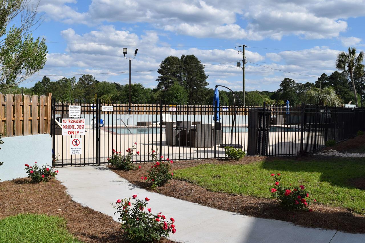 Best Western Plus Hardeeville Inn & Suites - thumb 33