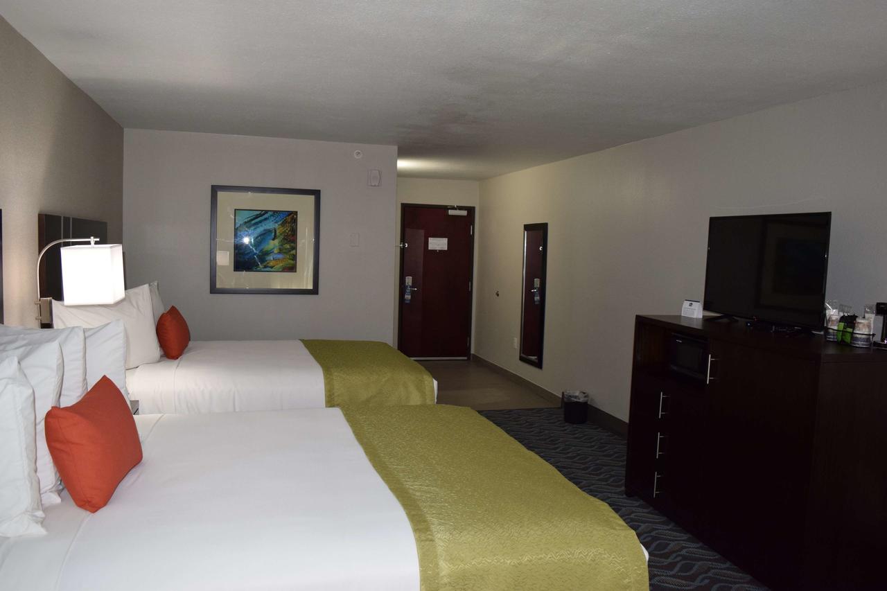 Best Western Plus Hardeeville Inn & Suites - thumb 13