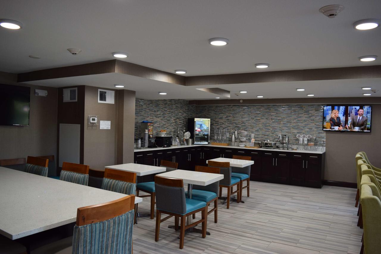 Best Western Plus Hardeeville Inn & Suites - thumb 8