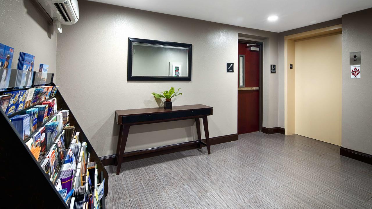Best Western Plus Hardeeville Inn & Suites - thumb 28
