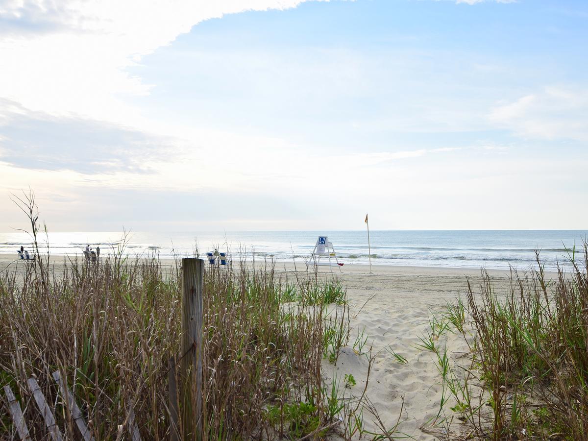 Holiday Sands At South Beach - thumb 18