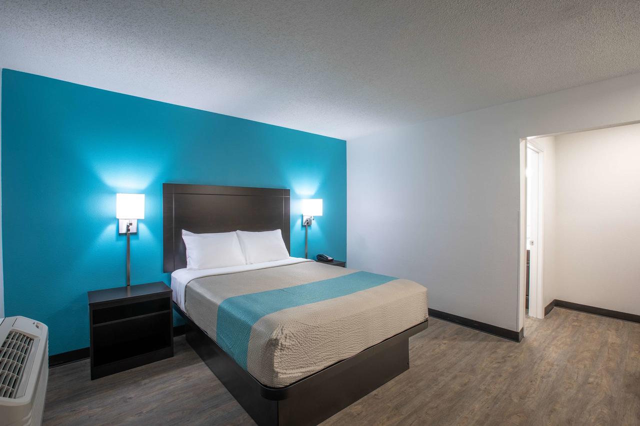 Motel 6 Greenville, SC- I-85 Near Downtown - thumb 11