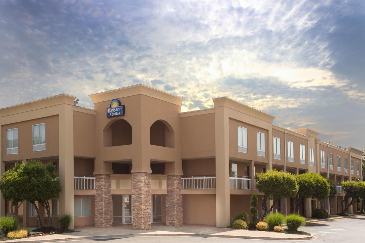 Days Inn By Wyndham Greenville - thumb 0