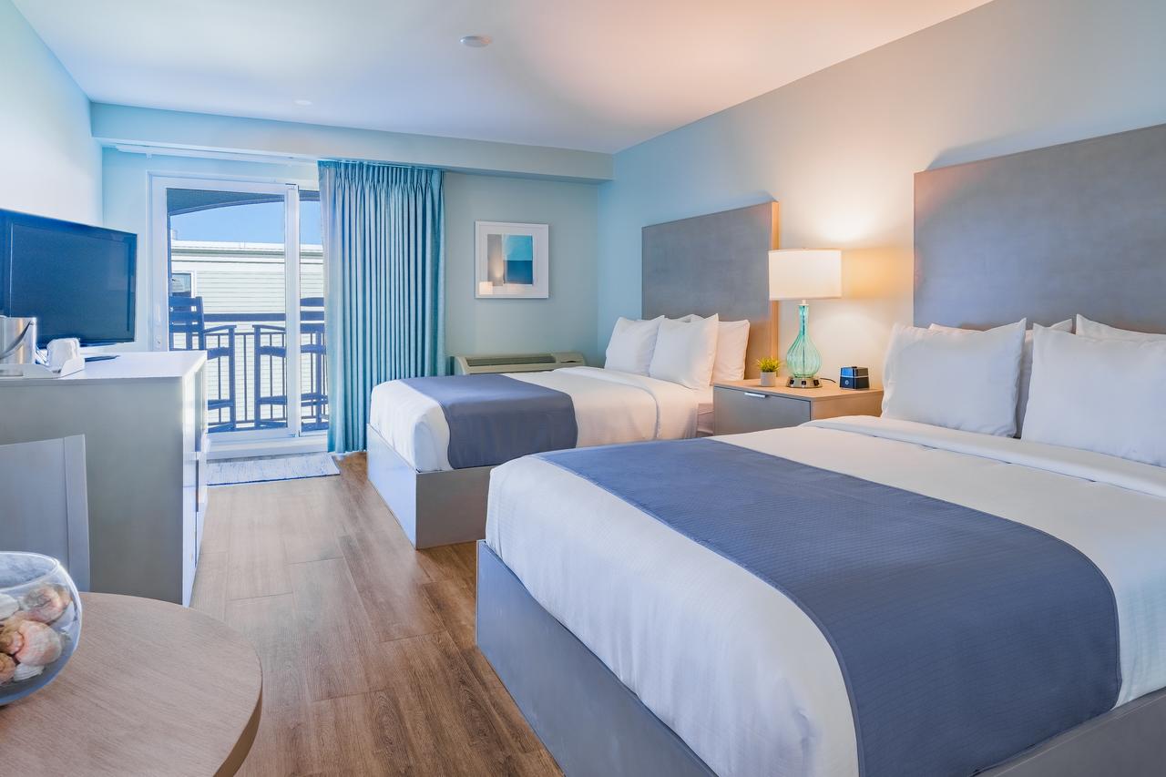 The Palms Oceanfront Hotel - thumb 1