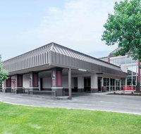 Ramada by Wyndham Rapid City - Accommodation Deal