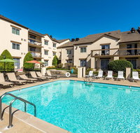 Club Hotel Nashville Inn  Suites - Accommodation Deal