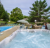 Pinnacle F11 - Accommodation Deal