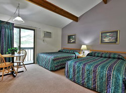 Cedarbrook Standard Hotel Room 105