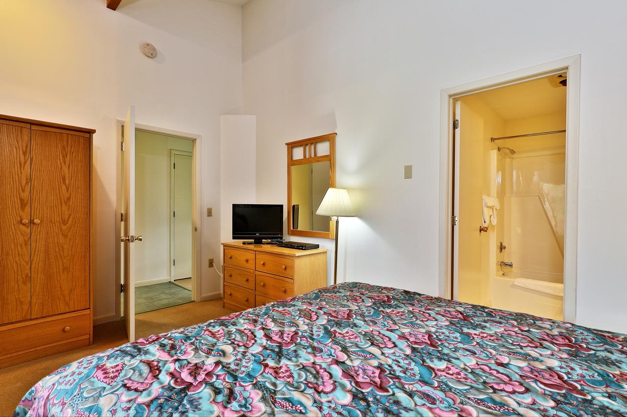 Cedarbrook Queen Suite 202 - thumb 20