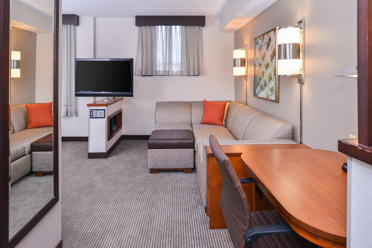 Hyatt Place Herndon Dulles Airport East - thumb 6
