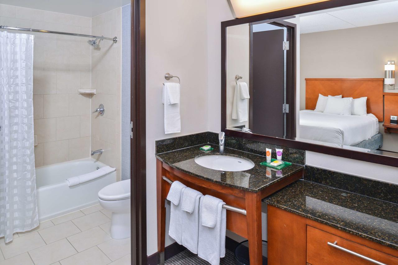 Hyatt Place Herndon Dulles Airport East - thumb 41