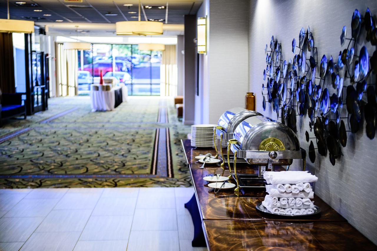Crowne Plaza Hotel Dulles Airport - thumb 11