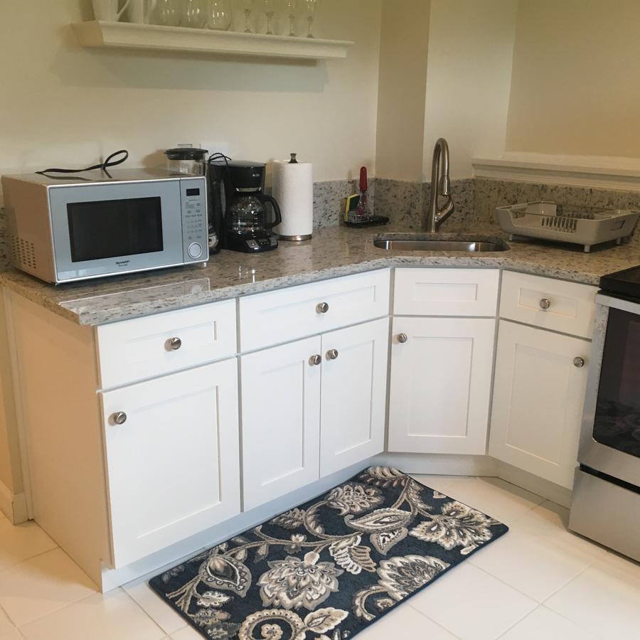 Very Clean Spacious Basement (Private Entrance) - thumb 42