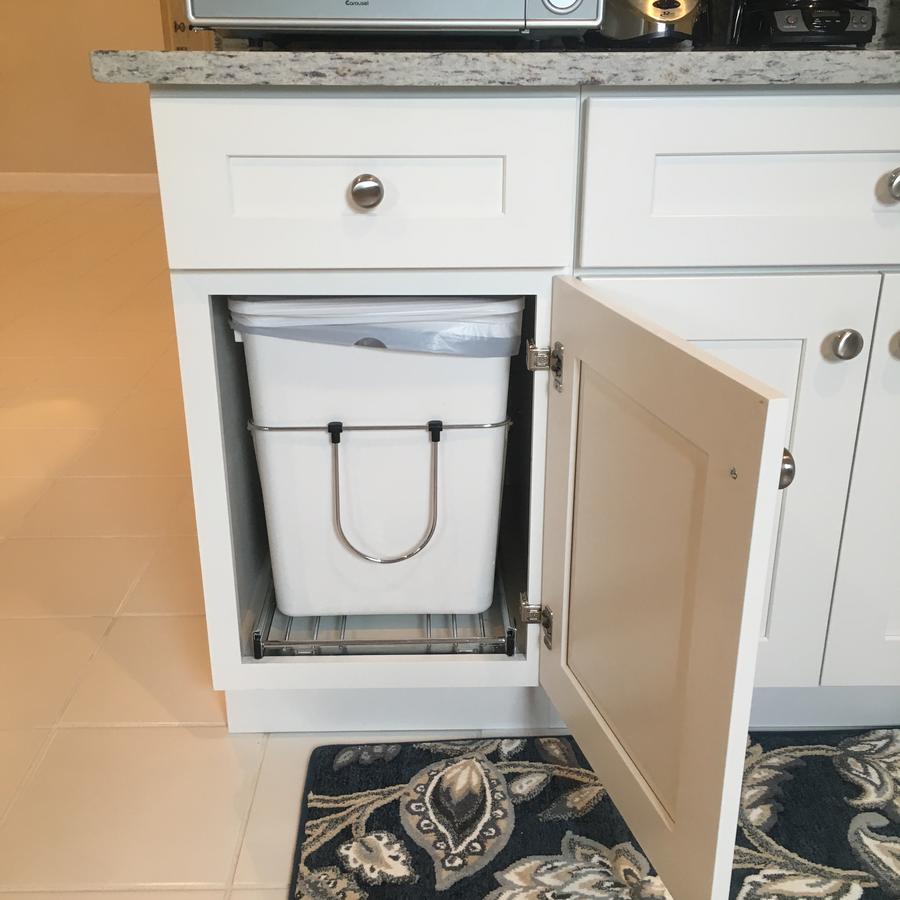 Very Clean Spacious Basement (Private Entrance) - thumb 4