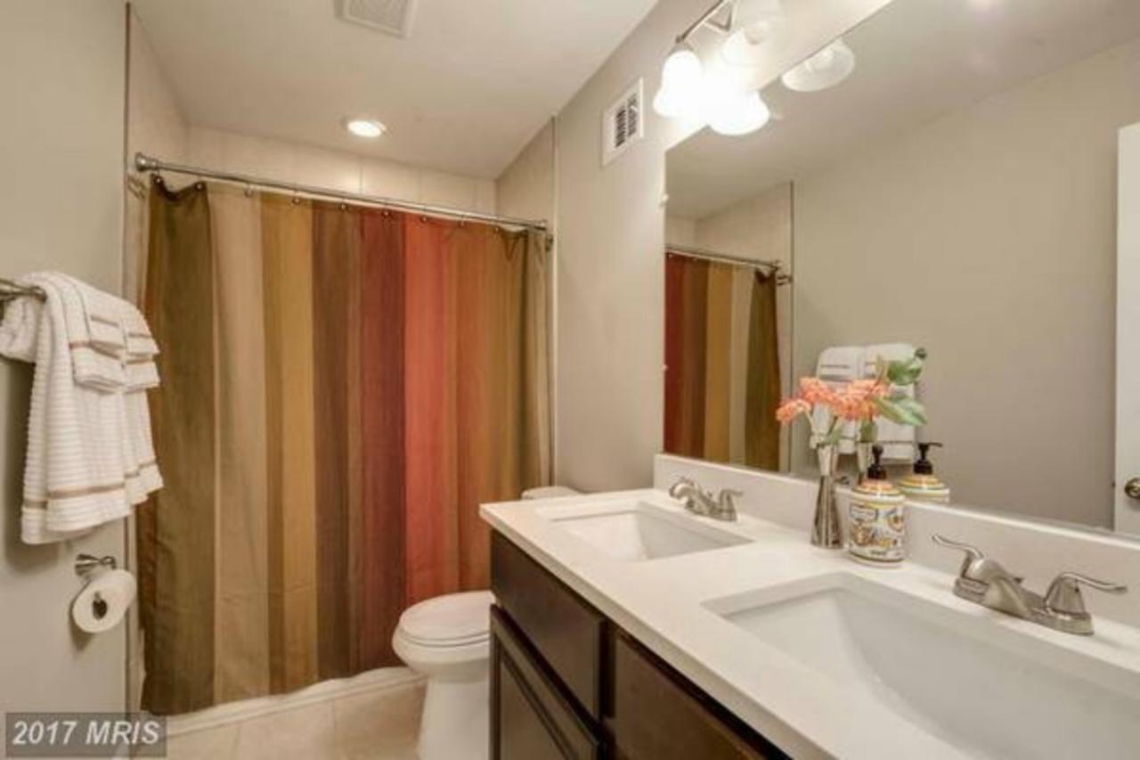 Comfort Stay Near Dulles Airport - thumb 17