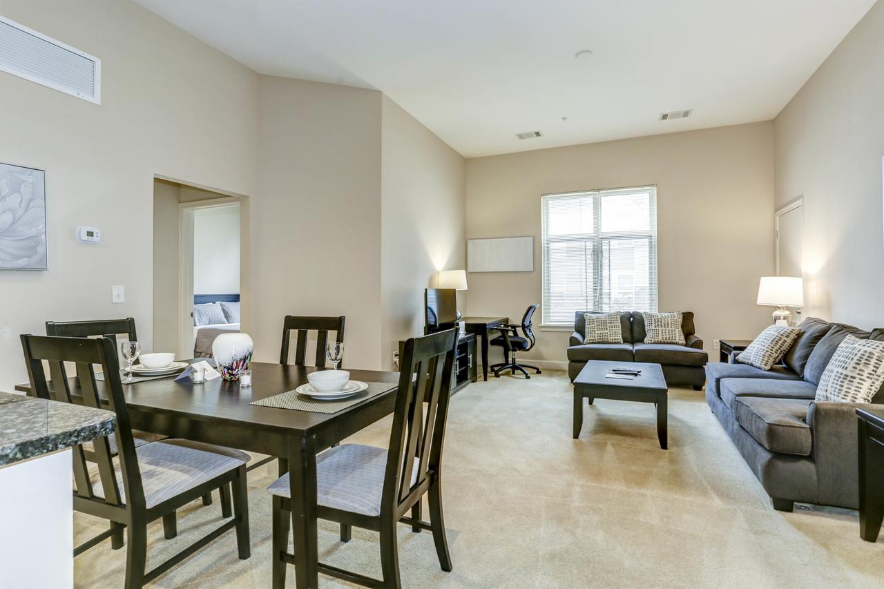 Dulles Station Apartments - thumb 17