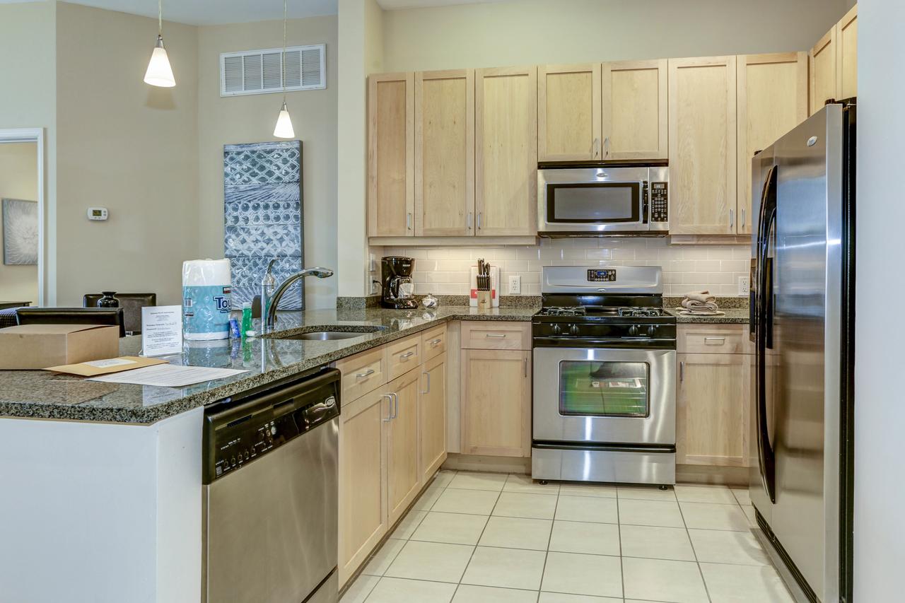 Dulles Station Apartments - thumb 11