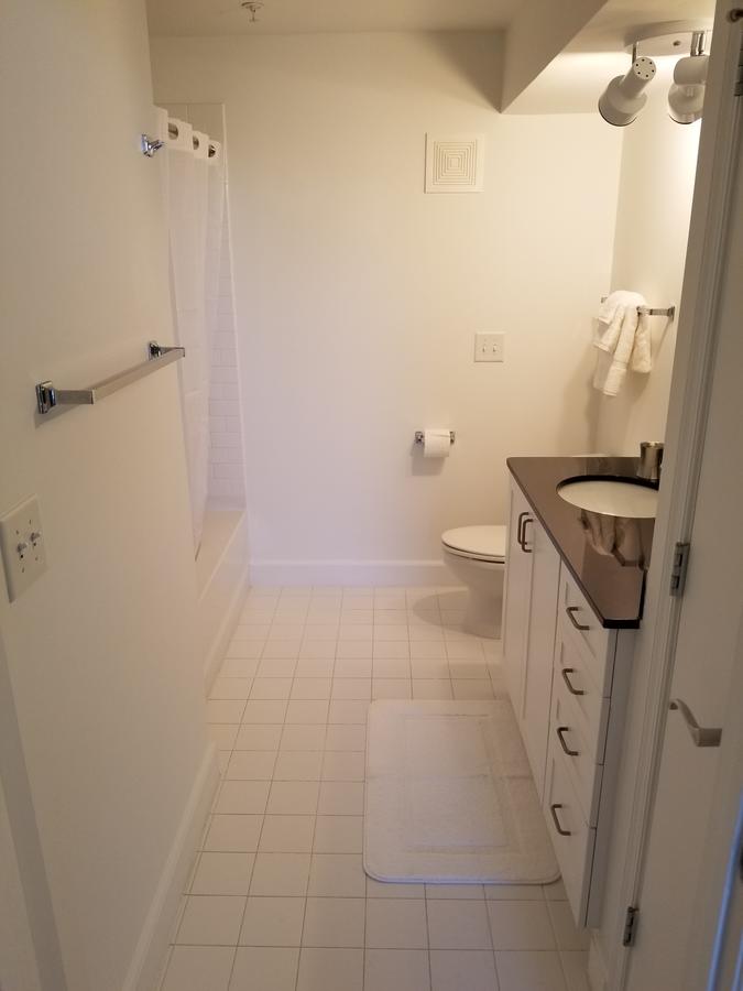Dulles Station Apartments - thumb 41