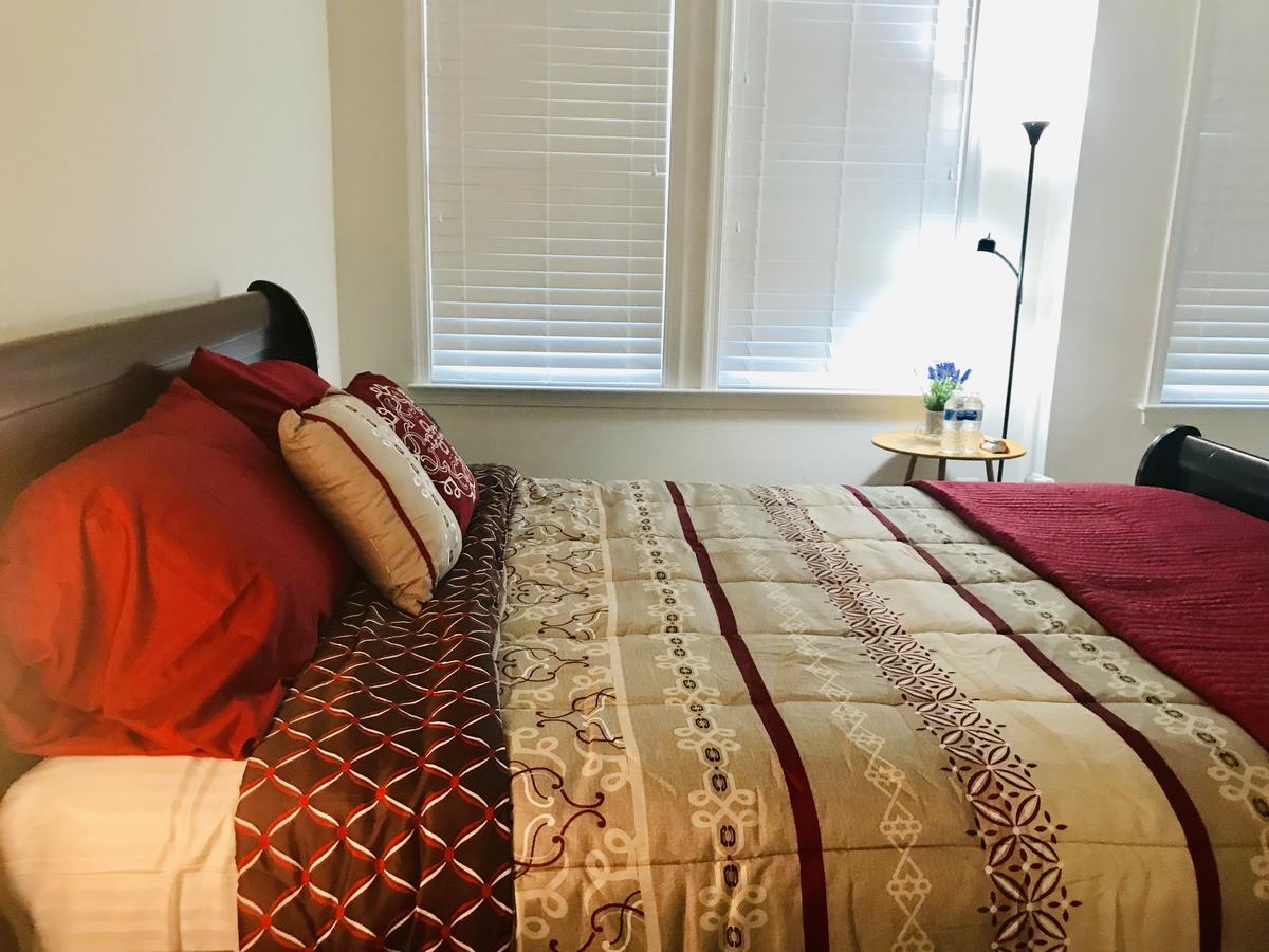 Couple's Romantic Getaway - thumb 8