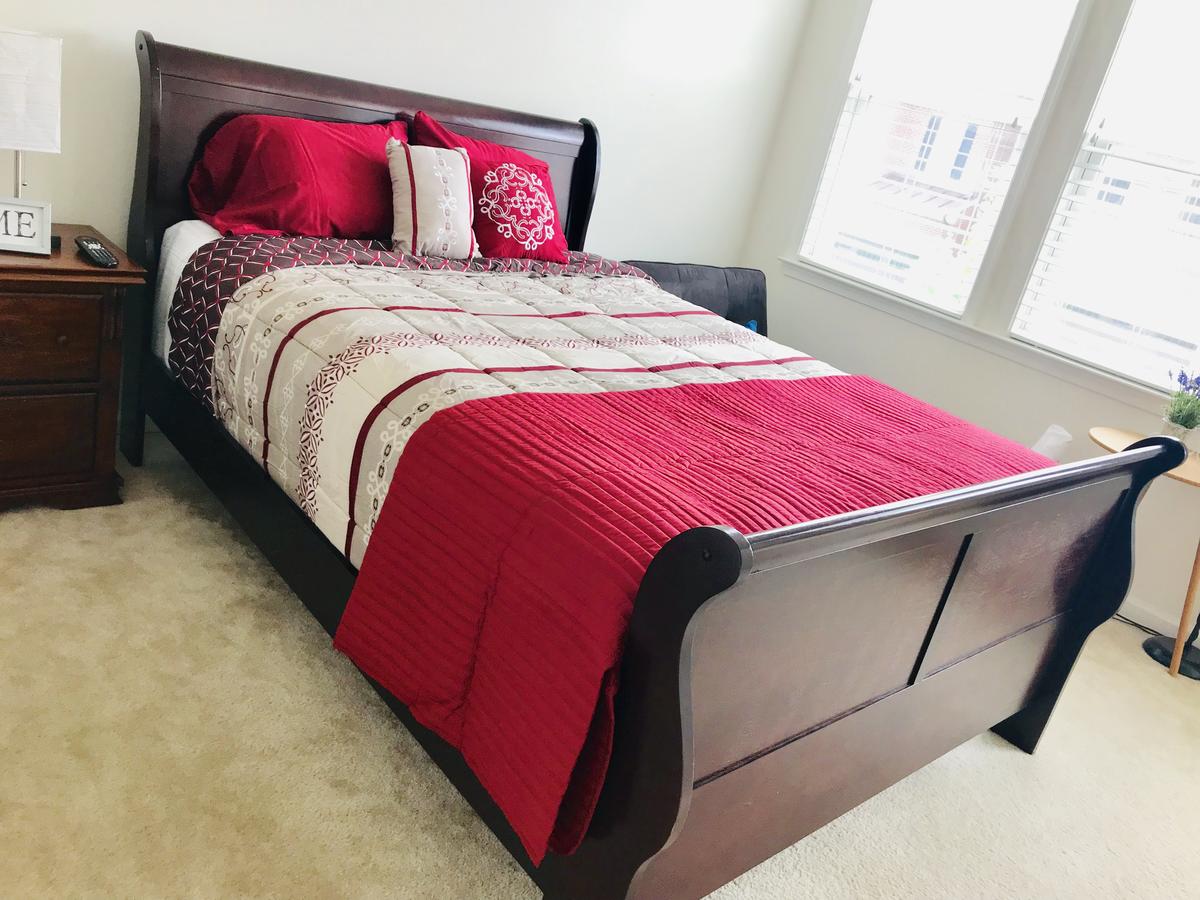 Couple's Romantic Getaway - thumb 4