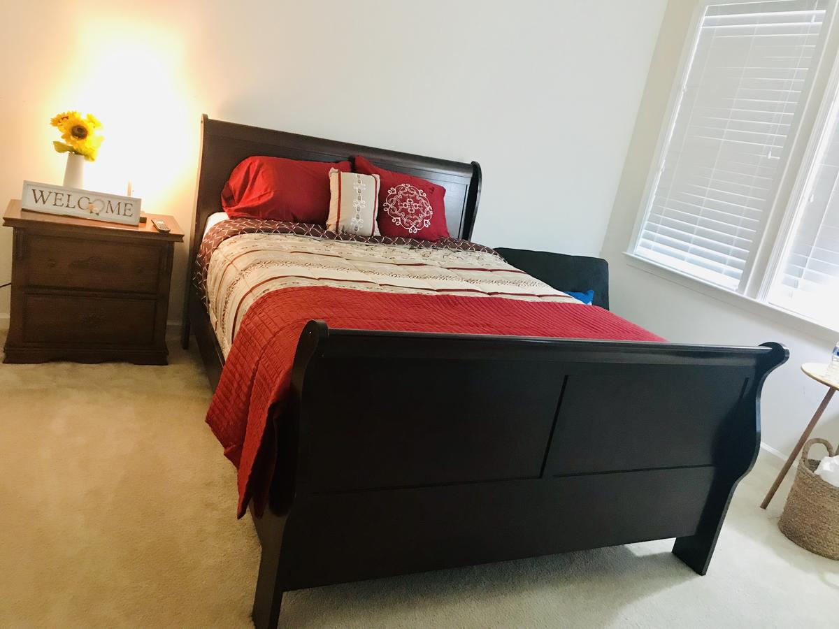 Couple's Romantic Getaway - thumb 2