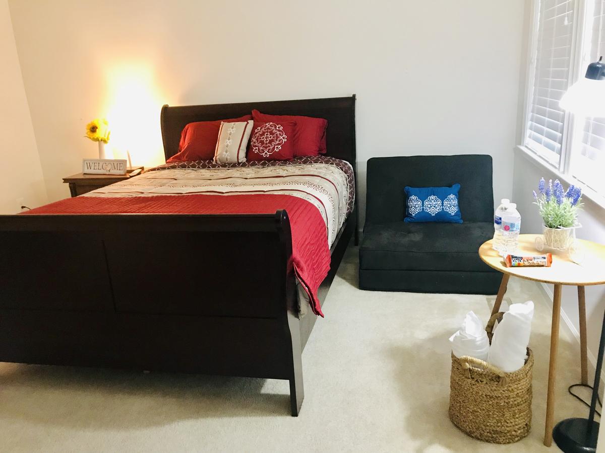 Couple's Romantic Getaway - thumb 6