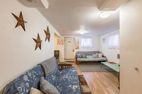 A-Lake Union One Br Apartment- Sleep 4 Accommodation Deal