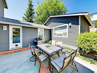 4126 SW Thistle St Home Accommodation Deal