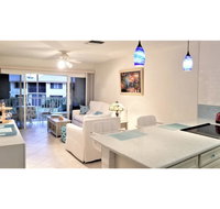 Beach Getaway in Oceanside Resort - Accommodation Deal