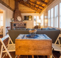 502 - The Lobstah Pot - Accommodation Deal